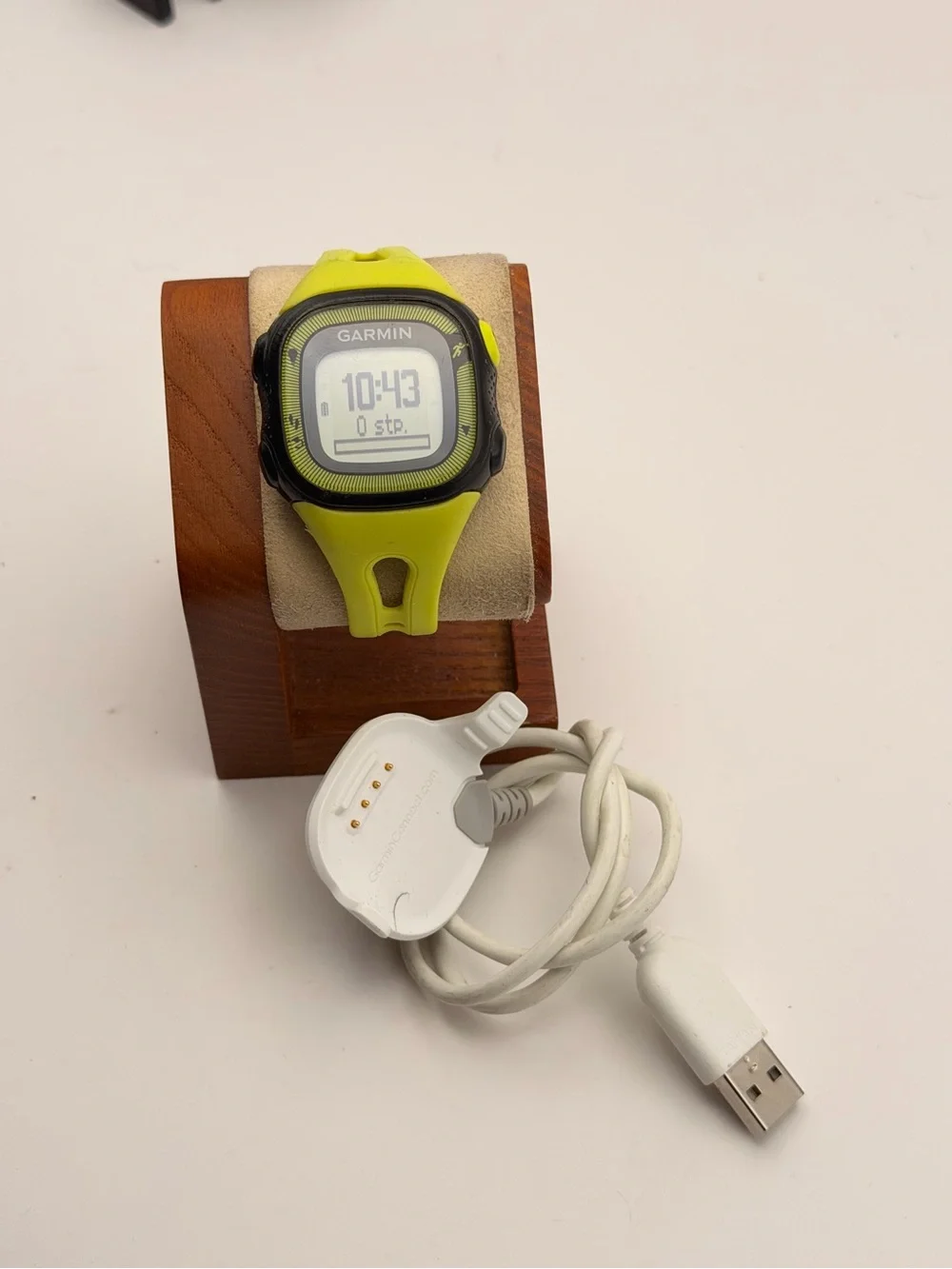 Garmin Forerunner 15, Small, Tested, Charger Included, Smartwatch